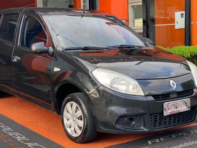 RENAULT SANDERO AUT1016