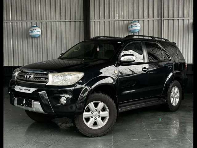 TOYOTA HILUX SW4 SRV 4X4 4.0 V6 24V AUT. 2010