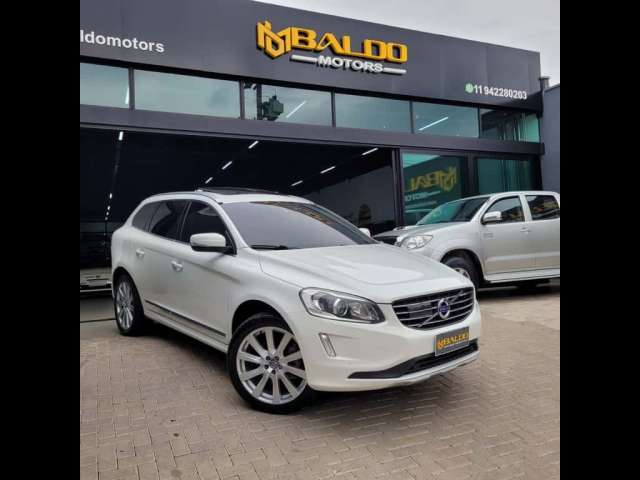 XC 60 T-6 INSCRIPTION 2.0 FWD 5p