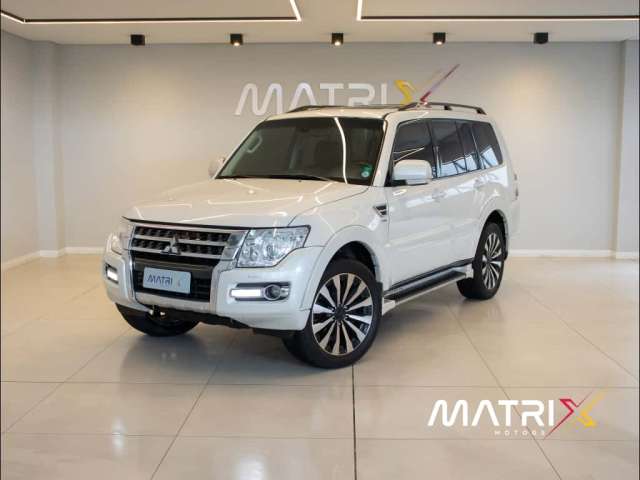 Mitsubishi Pajero HPE Full 3.2 4x4 T.I.Dies. 5p Aut