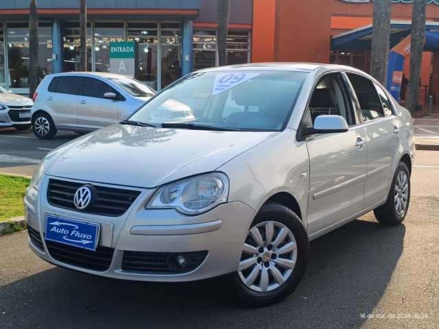 VOLKSWAGEN POLO Sedan 1.6 Mi Total Flex 8V 4p