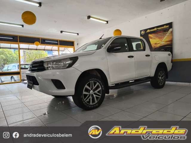 Toyota Hilux CD 4x4 2.8 Diesel Mec.