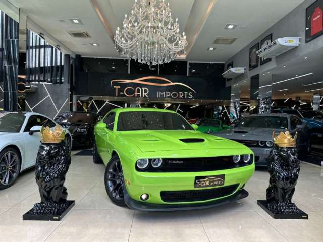 DODGE CHALLENGER