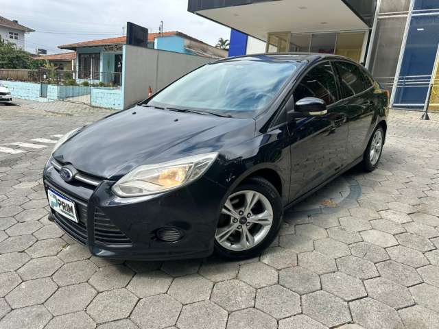 FORD FOCUS SEDAN 1.6 AT 2014