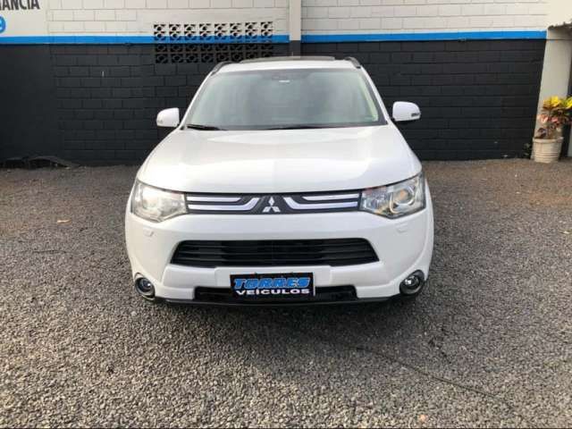 Mitsubishi OUTLANDER 3.0 GT 4X4 V6 24V GASOLINA 4P AUTOMÁTICO