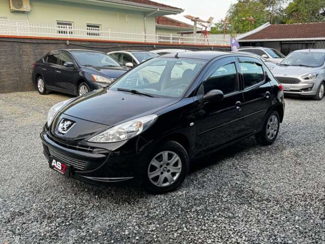 Peugeot 207 XR 1.4 Flex 2013 