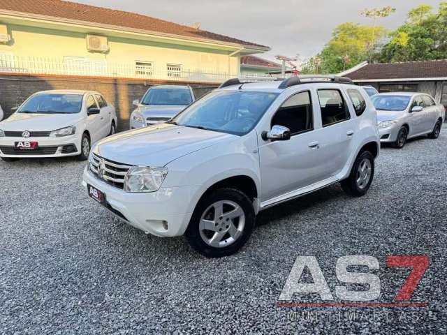 Renault Duster 20 D 4X2A - Branca - 2012/2013