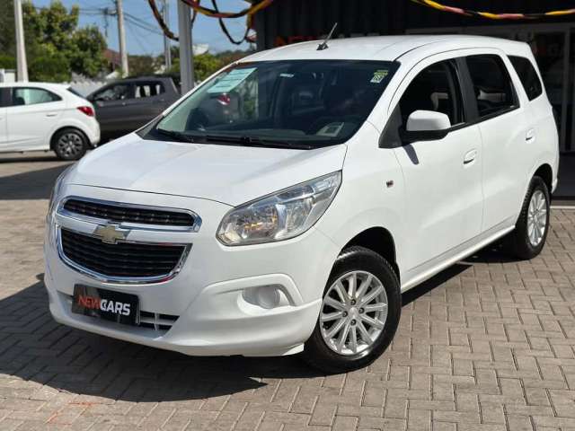 Chevrolet Spin LT  - Branca - 2012/2013