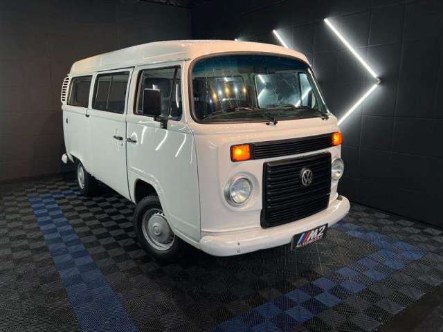 VOLKSWAGEN KOMBI