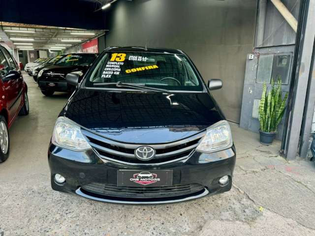 TOYOTA ETIOS XS 1.3 FLEX 2013