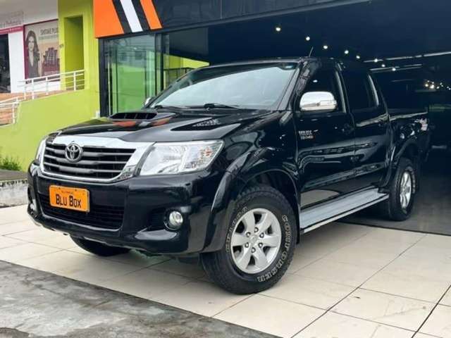 Toyota Hilux CD SRV D4-D 4x4 3.0 TDI Diesel Aut - Preta - 2014/2014