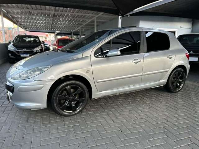 Peugeot 307 2.0 PRESENCE PACK 16V FLEX 4P TIPTRONIC