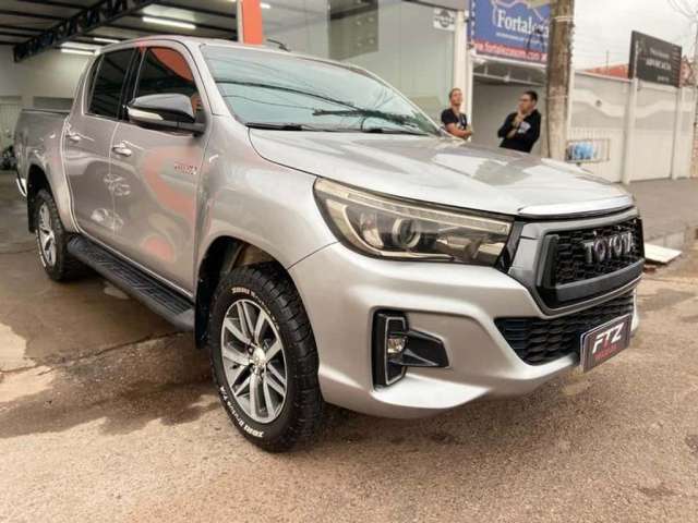 Hilux CD SRX 4x4 2.8 TDI 16V Diesel Automático