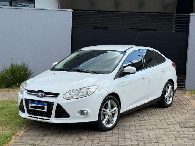 Ford Focus SE 2.0 AT 