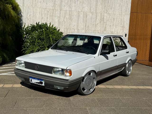 Volkswagen Voyage 1.8 GL TURBO