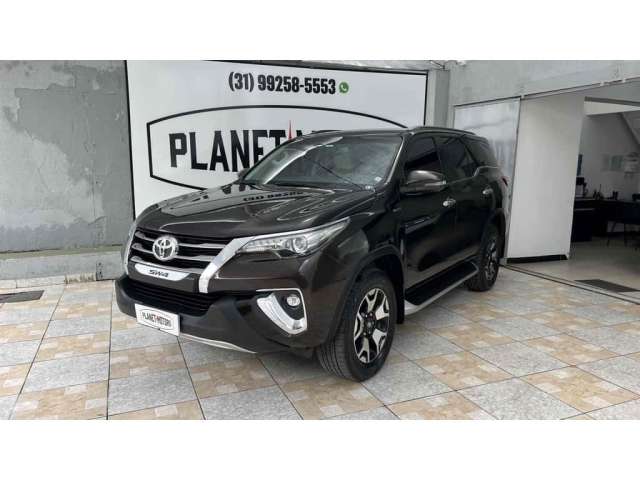 Toyota Hilux sw4 2019 2.8 srx diamond 4x4 7 lugares 16v turbo intercooler diesel 4p automático