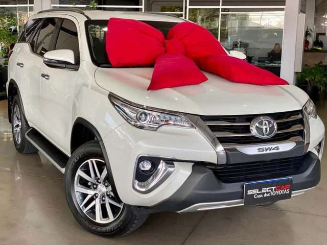 TOYOTA HILUX SWSRXA4FD 2019