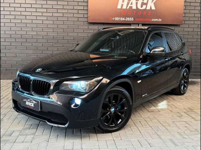 BMW X1 SDRIVE 18i 2.0 16V 4x2 Aut.  - Preta - 2011/2012