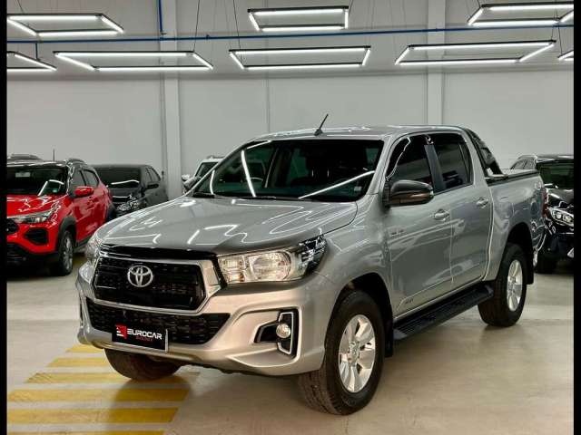 TOYOTA HILUX CD SR 4x4 2.8 TDI Diesel Aut.