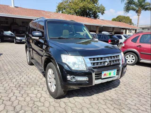 MITSUBISHI PAJERO HPE G 2012