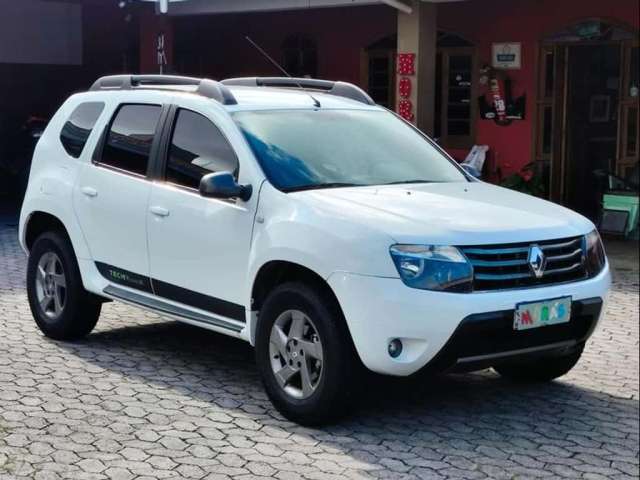 RENAULT DUSTER 20 D 4X2A 2015