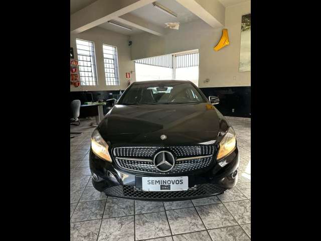 MERCEDES-BENZ CLASSE A 1.6 DCT 200 TURBO 4P