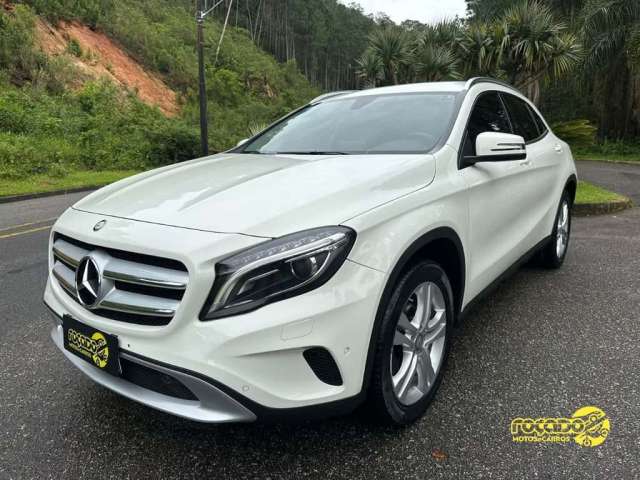 GLA 200 Advance 1.6 Aut. 2017