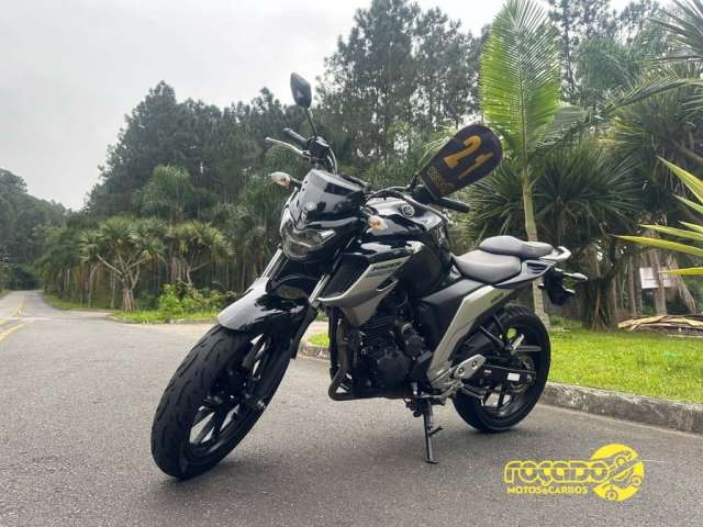 Yamaha Fz250 2021 com 17 mil km