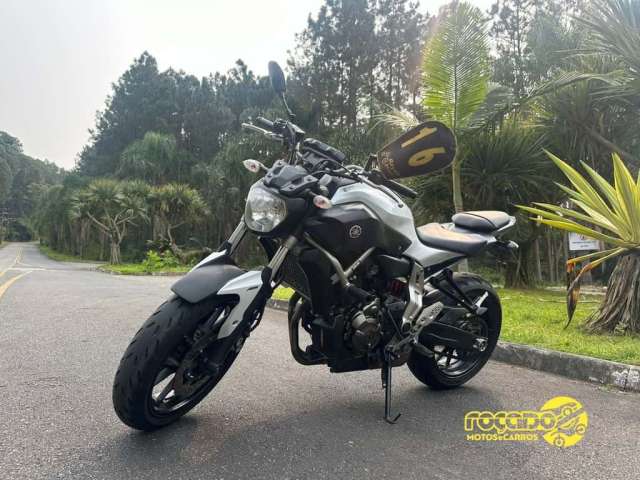 MT-07/MT-07 ABS 689cc 2016 com 24 MIL KM