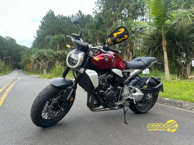 CB 1000R/ABS 2023 com 1900 KM