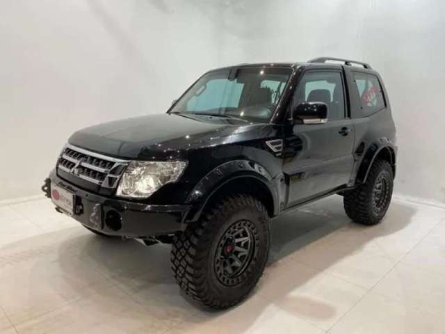 MITSUBISHI PAJERO FULL