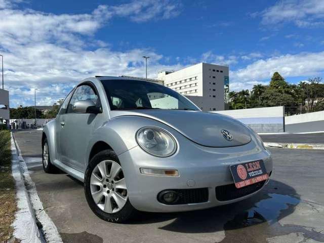 Volkswagen New beetle 2008 2.0 mi 8v gasolina 2p automático