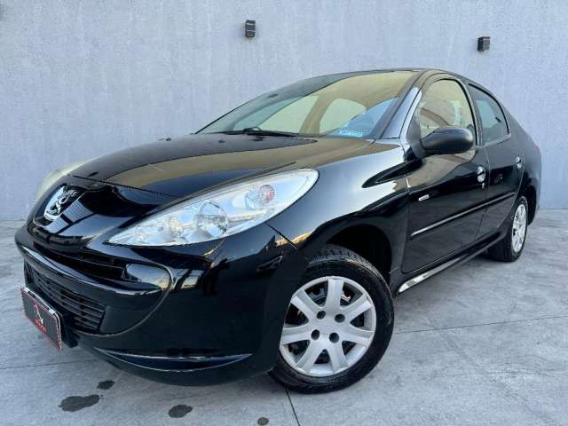 Peugeot 207 Sedan Active 1.4 Flex (Mec) 2014 Completo 