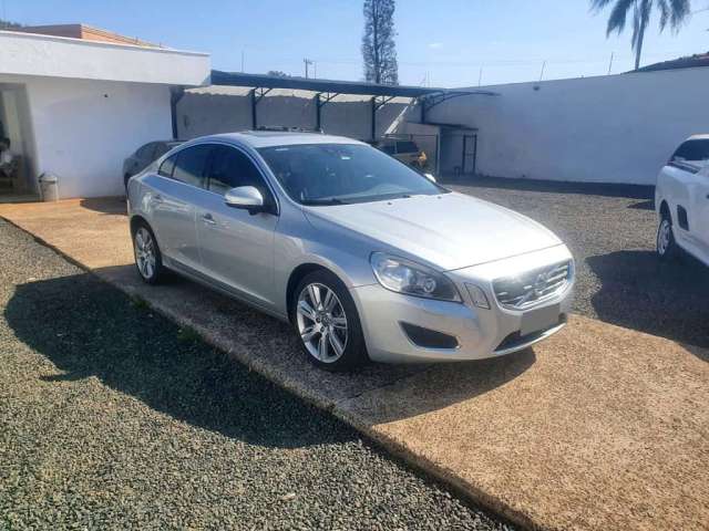 VOLVO S60 3.0 T6 AWD GASOLINA 4P AUTOMÁTICO