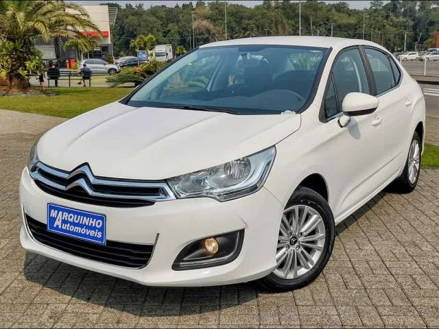 Citroën C4 Lounge Origine 1.6 16v THP Flex Aut. - Branca - 2017/2017