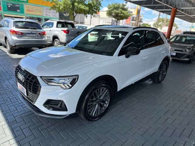 AUDI Q3 Black S Line 1.4 TFSI S-tronic