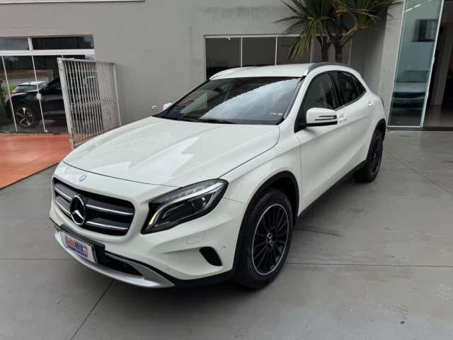 MERCEDES-BENZ GLA 200 200 Advance 1.6/1.6 TB 16V Flex Aut.