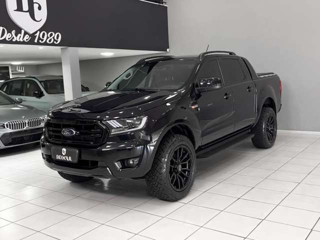 Ford Ranger XLS Black 2.2 Diesel 4x2 2023