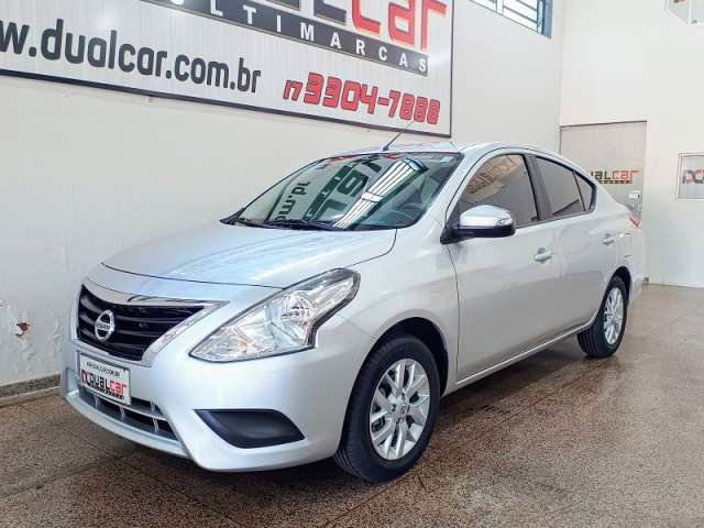 Nissan Versa 1.6 SV Aut.