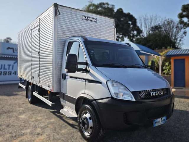 IVECO DAILY 70C17HDCS COM BAÚ 2014