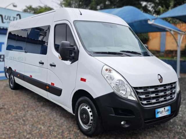 RRENAULT MASTER MARTICAR 17 LUGARES 2017