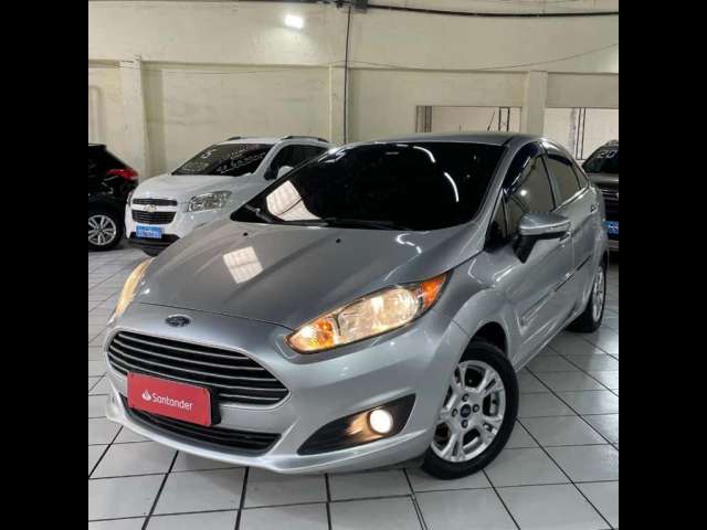 Fiesta Sedan SE 1.6 8V Flex 4p