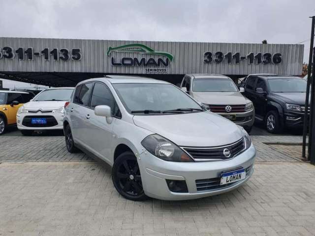 NISSAN TIIDA HATCH SL 1.8 16V-AT 4P 2011