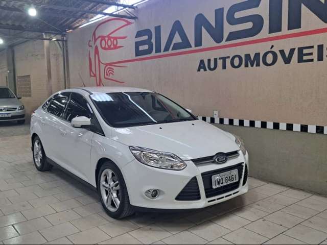 Ford FOCUS 2.0 SE PLUS 16V FLEX 4P POWERSHIFT