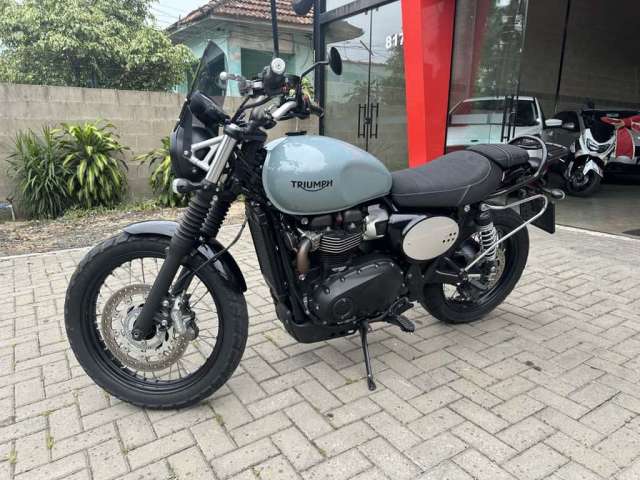 STREET SCRAMBLER 900cc