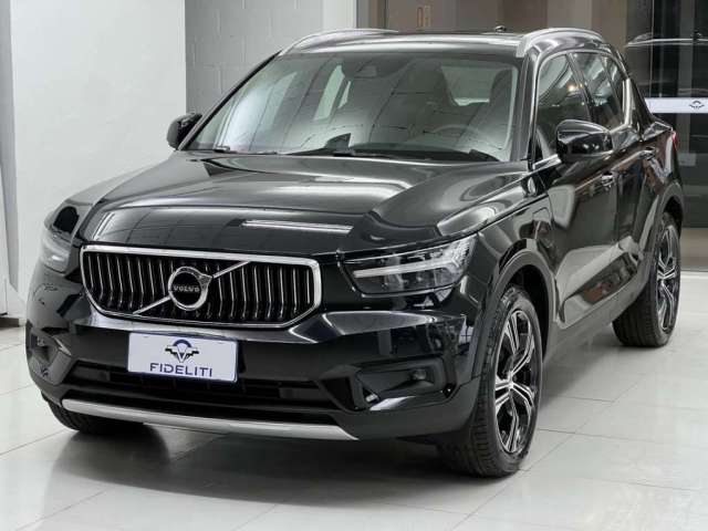 VOLVO XC 40