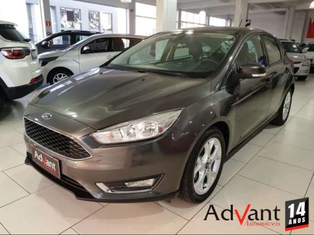 Ford FOCUS 2.0 SE PLUS FASTBACK 16V FLEX 4P POWERSHIFT