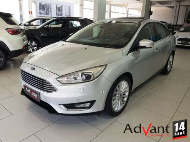 Ford FOCUS 2.0 TITANIUM PLUS FASTBACK 16V FLEX 4P POWERSHIFT