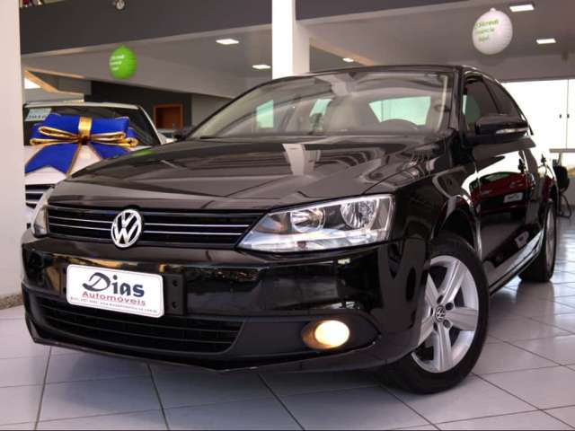 Volkswagen JETTA 2.0 COMFORTLINE FLEX 4P TIPTRONIC