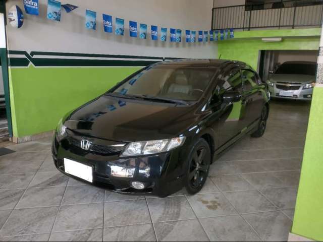 Honda CIVIC 1.8 LXS 16V FLEX 4P AUTOMÁTICO